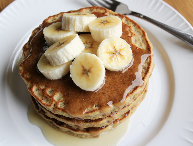 Fluffy Banana Cottage Cheese Pancakes